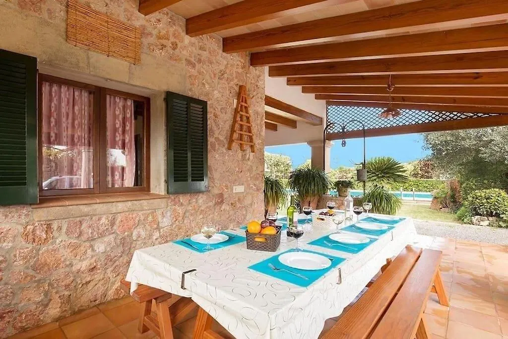 Nice Villa Near Pollensa By Renthousing location